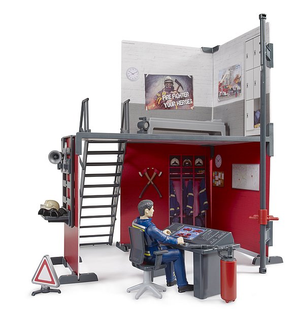 BRUDER bworld Feuerwehrstation mit Feuerwehrmann