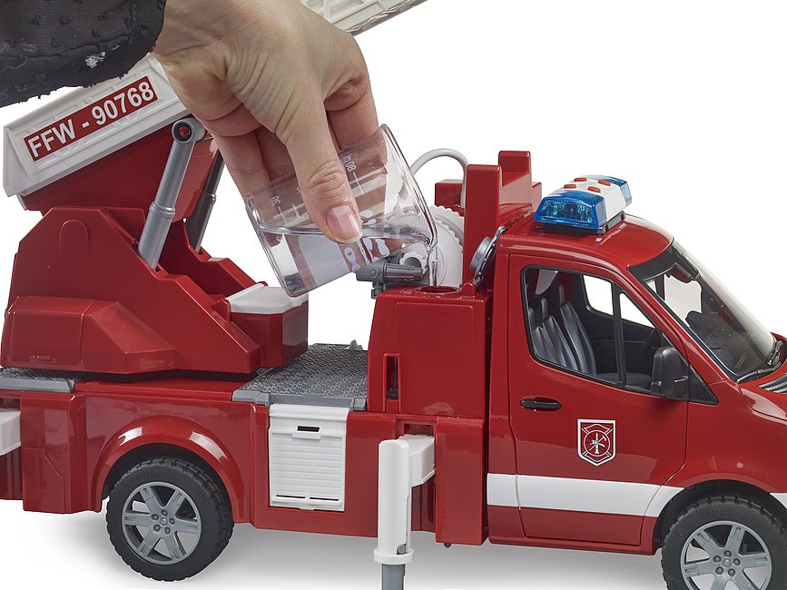 BRUDER MB Sprinter Feuerwehr Drehleiter